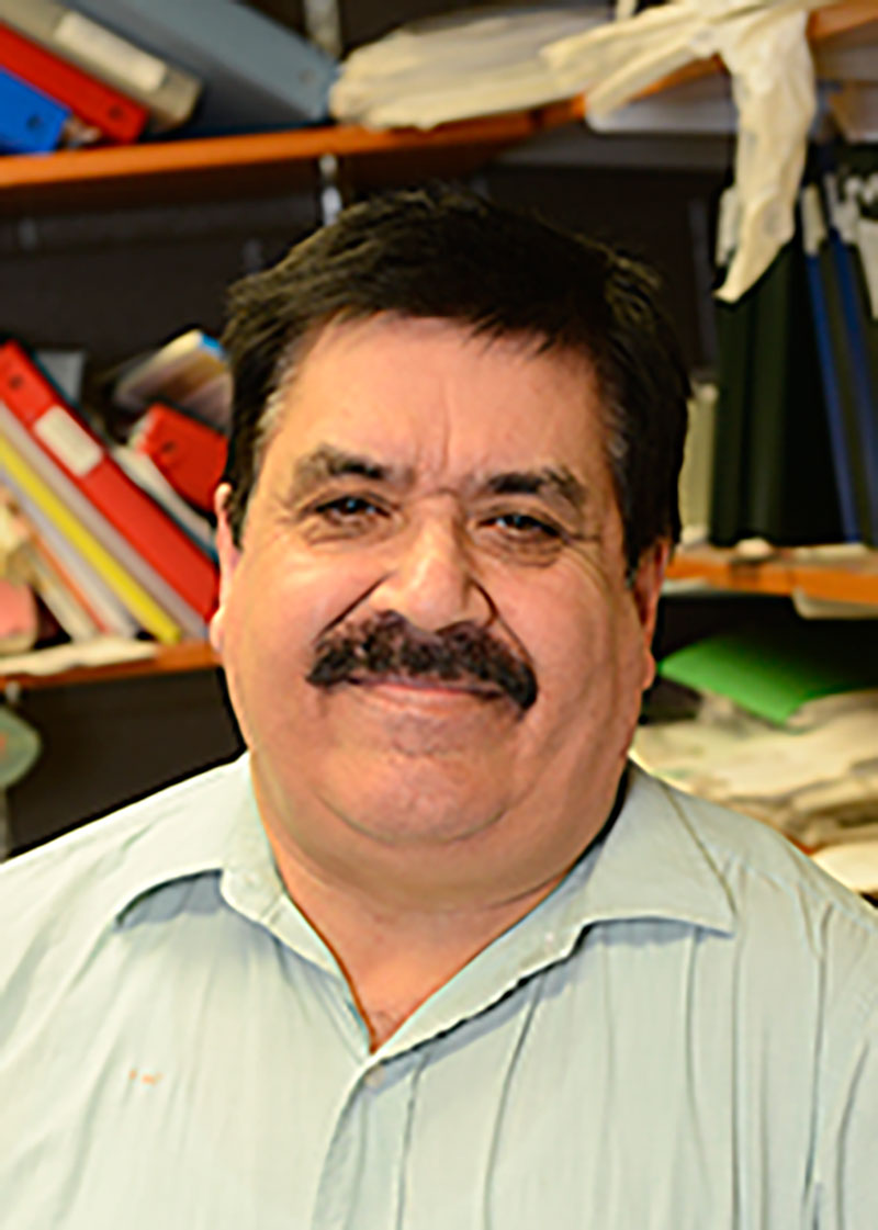 Picture of  Suresh Tikoo