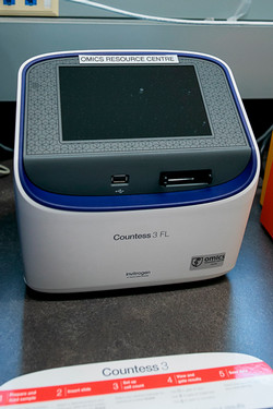Invitrogen™ Countess™ 3 FL Automated Cell Counter 