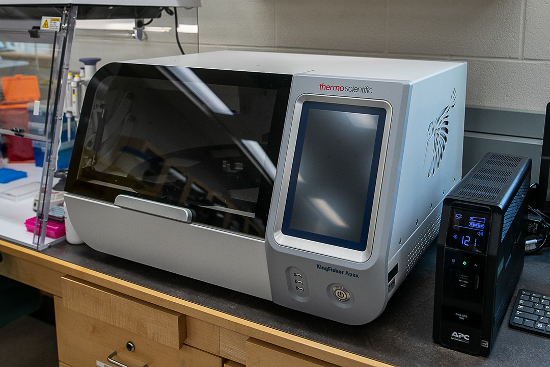 Thermo Scientific™ KingFisher Apex Purification System 